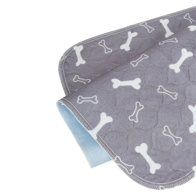 Tapis Absorbant & Imperméable pour Chien et Chat – Alèse Lavable Réutilisable & Antidérapante (XS à L)